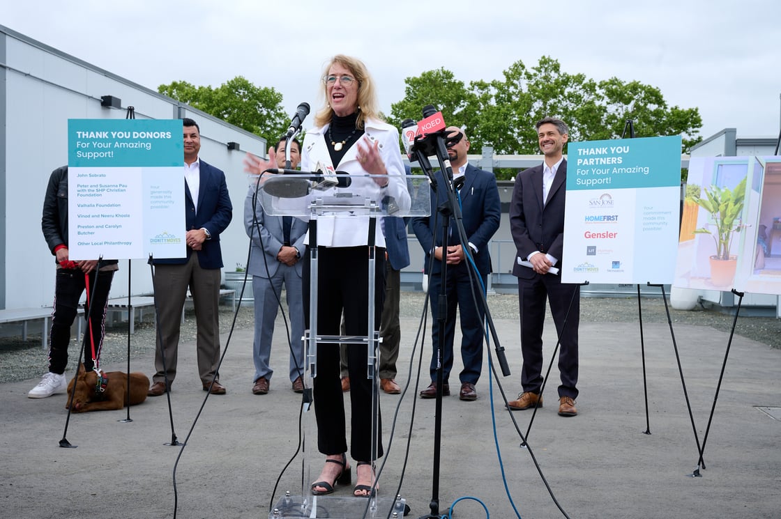 2025-04-24 - Dignity Moves - Grand Opening - Via Del Oro - 0187